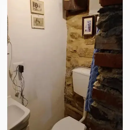 Maurizio Nel Borgo Medievale Apartment Prota